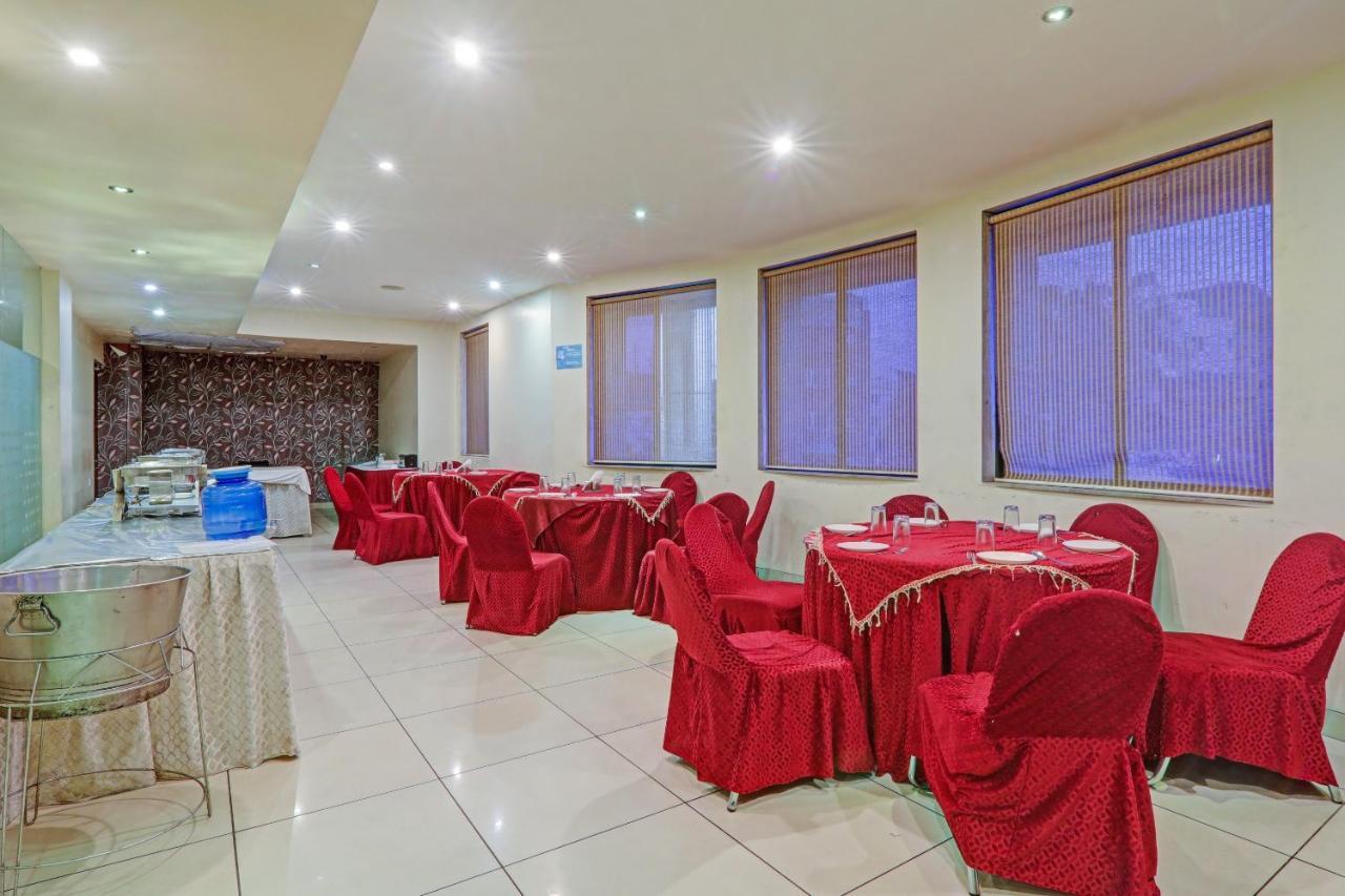 Townhouse Oak Hotel Shelter Lucknow Extérieur photo