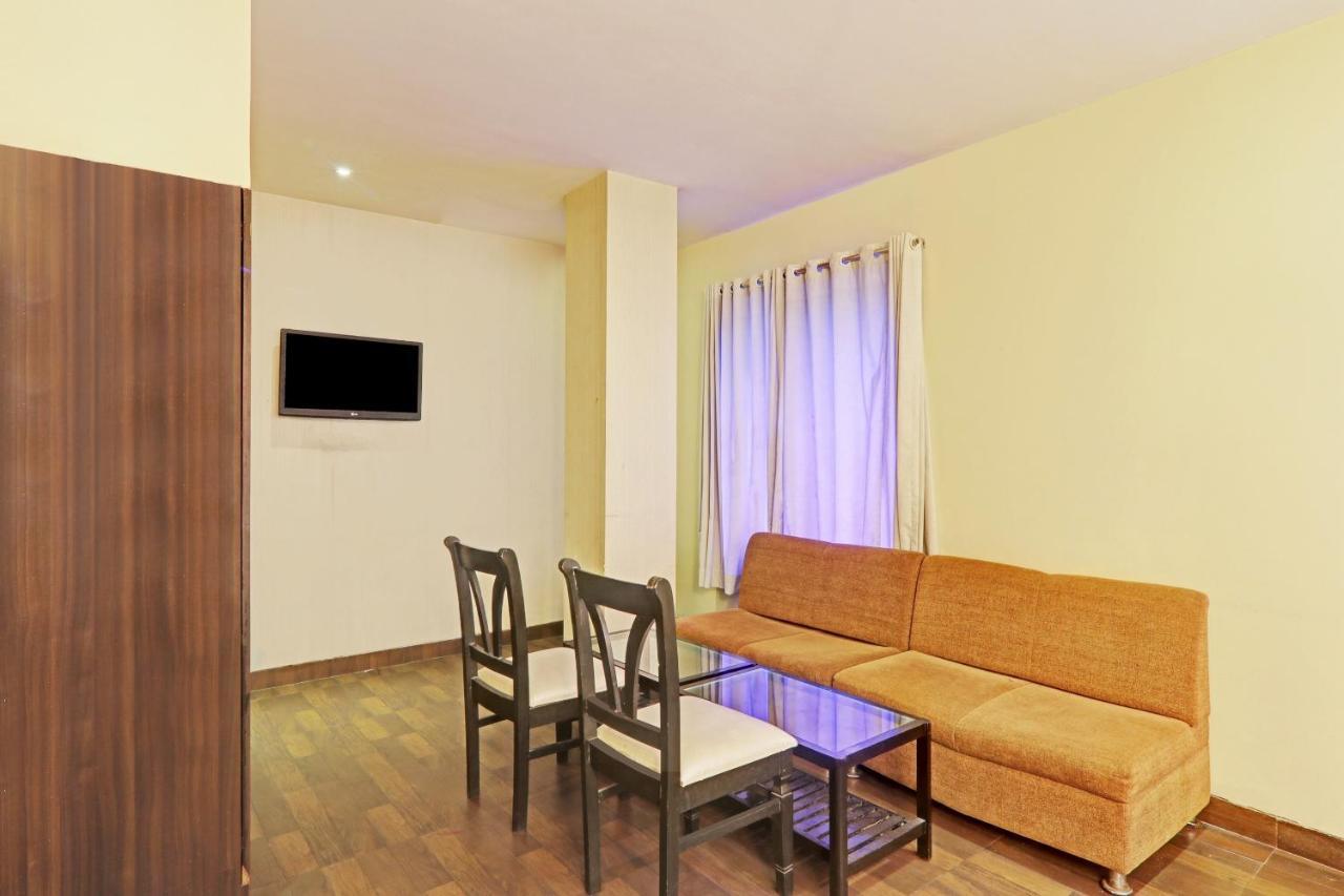 Townhouse Oak Hotel Shelter Lucknow Extérieur photo