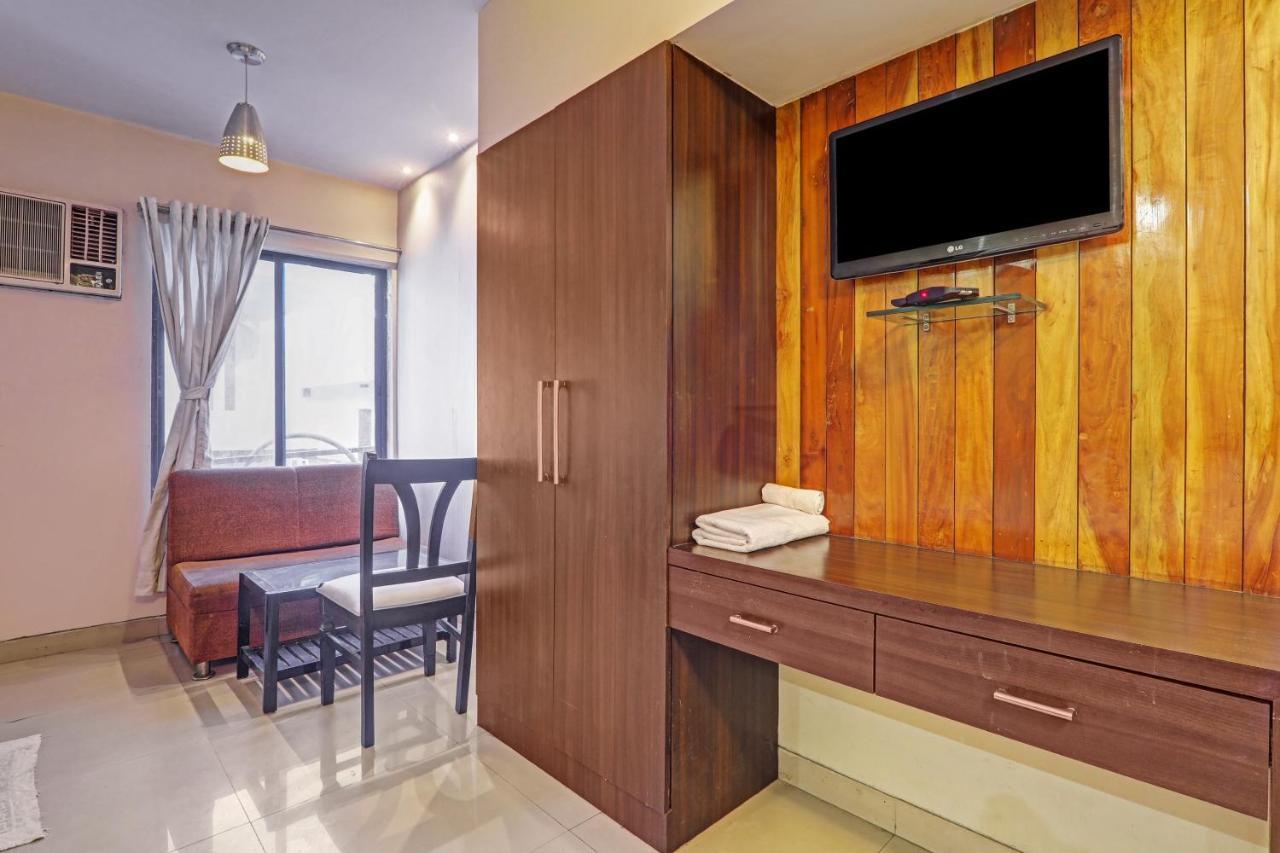 Townhouse Oak Hotel Shelter Lucknow Extérieur photo