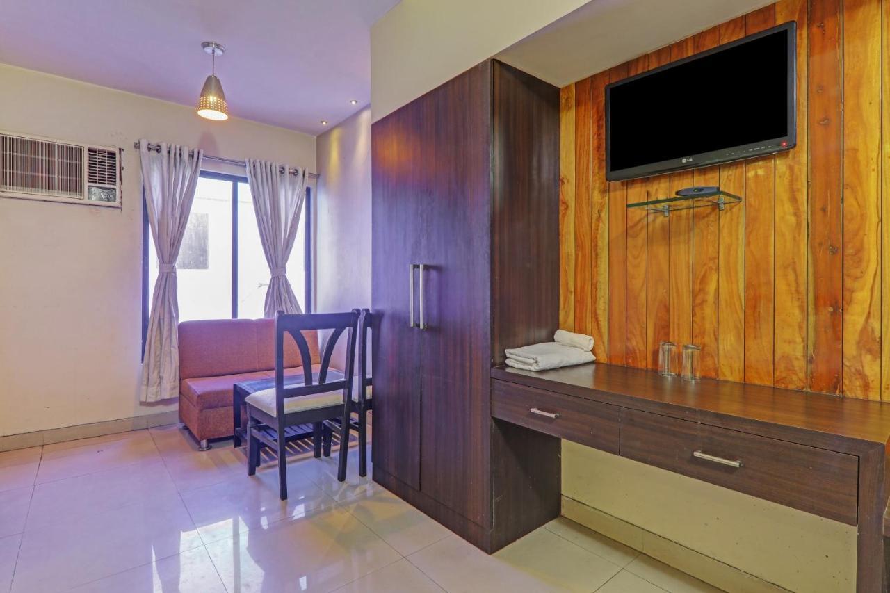 Townhouse Oak Hotel Shelter Lucknow Extérieur photo
