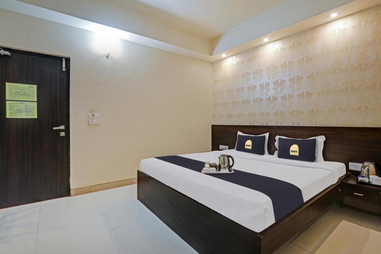 Townhouse Oak Hotel Shelter Lucknow Extérieur photo